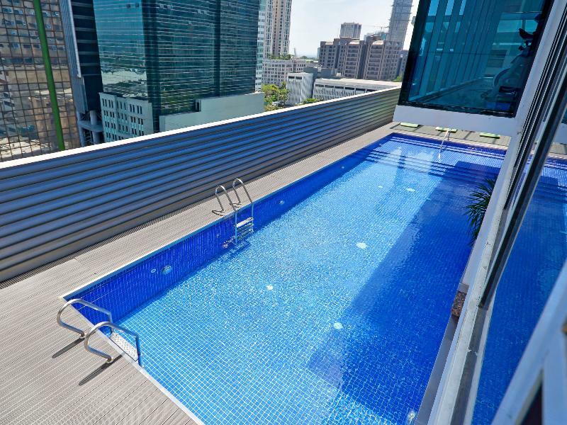 Currency Serviced Suites Pasig City Екстер'єр фото