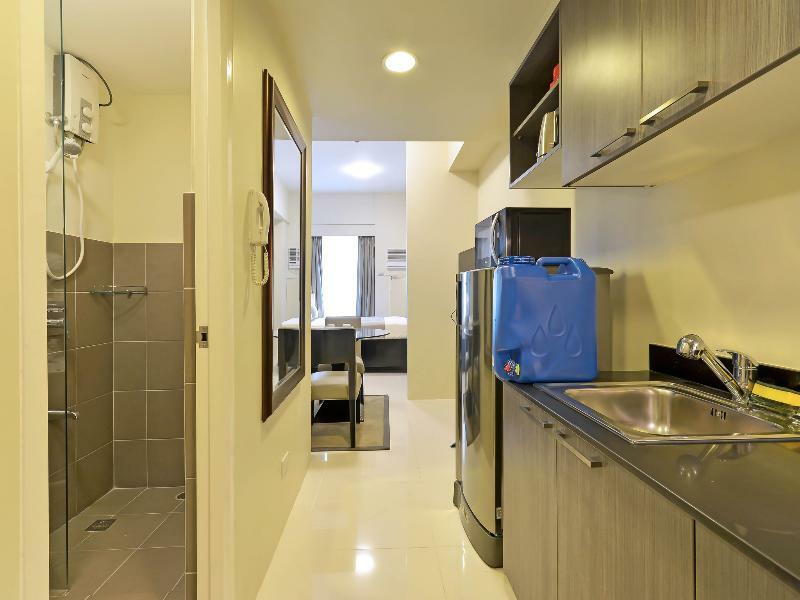 Currency Serviced Suites Pasig City Екстер'єр фото