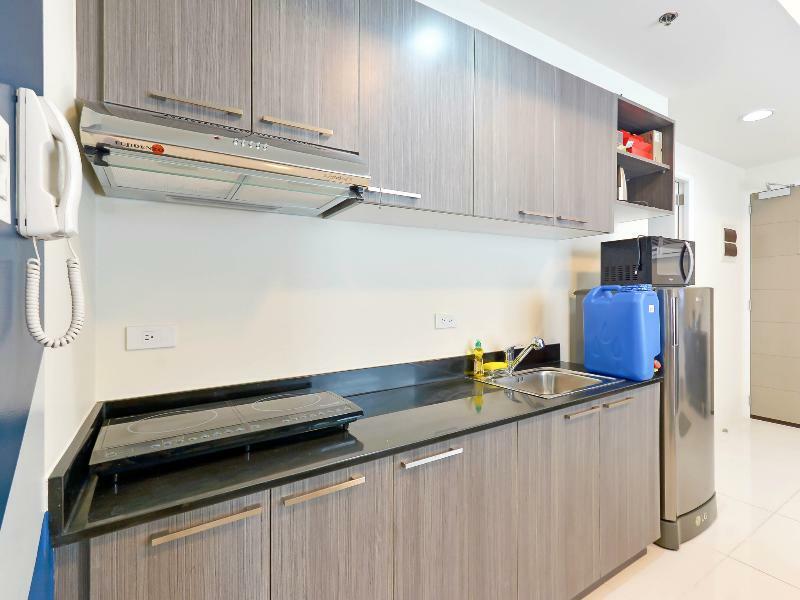 Currency Serviced Suites Pasig City Екстер'єр фото